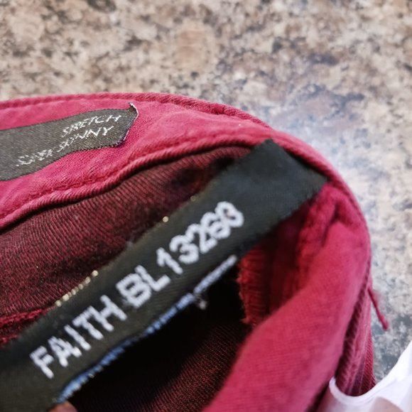Buffalo David Bitton Faith Mid Rise  Burgundy Skinny Jeans  Size 28 - Picture 7 of 12